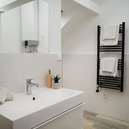 H30 Apartman Печ Экстерьер фото